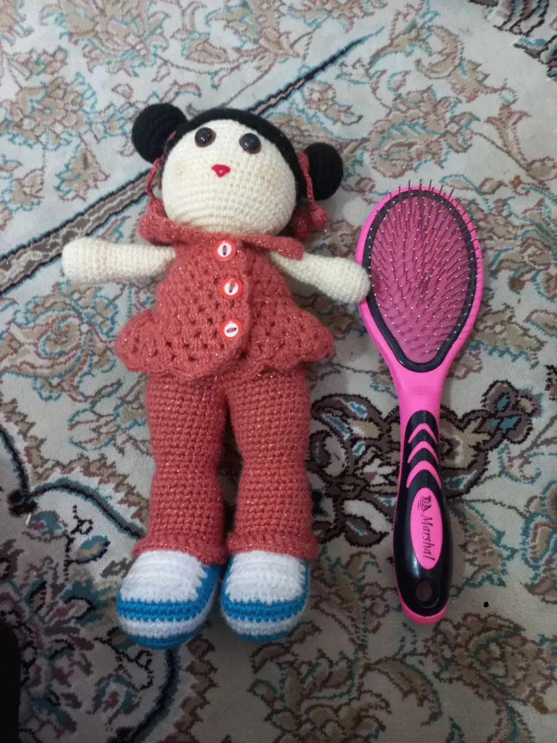 عروسک|اسباب‌بازی بچه|قم, شهرک مهدیه|دیوار