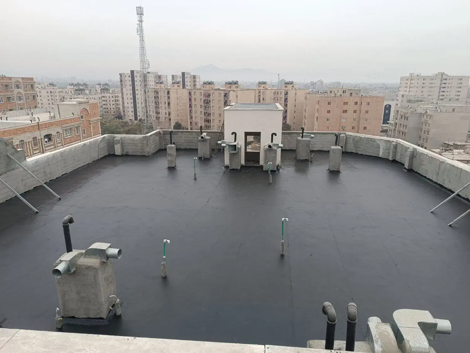 نصب و فروش ایزوگام و آسفالت لکه گیری پشت بوم|خدمات پیشه و مهارت|اراک, |دیوار