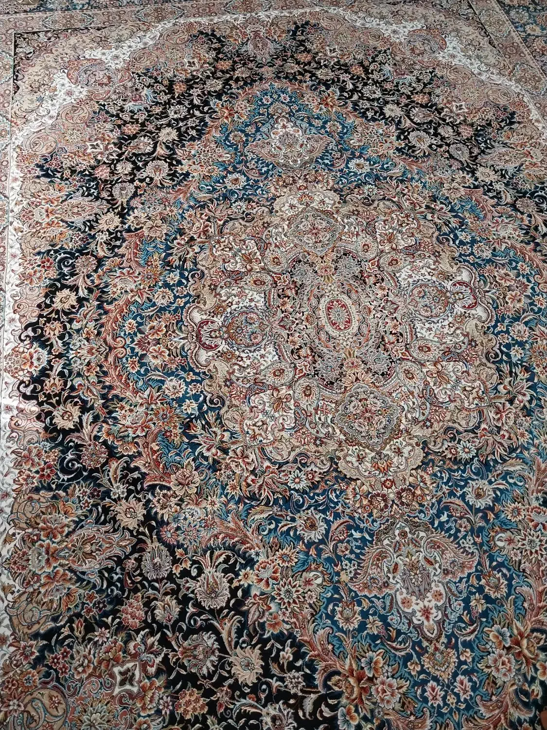 فرش سرمه شرکت پرنیان ۱۰۰۰ شانه  تراکم ۳۰۰۰ ۴|فرش|آبیک, |دیوار