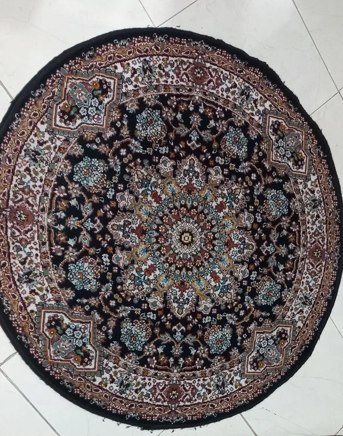 قالیچه گرد|فرش|مشهد, شهید بهشتی|دیوار