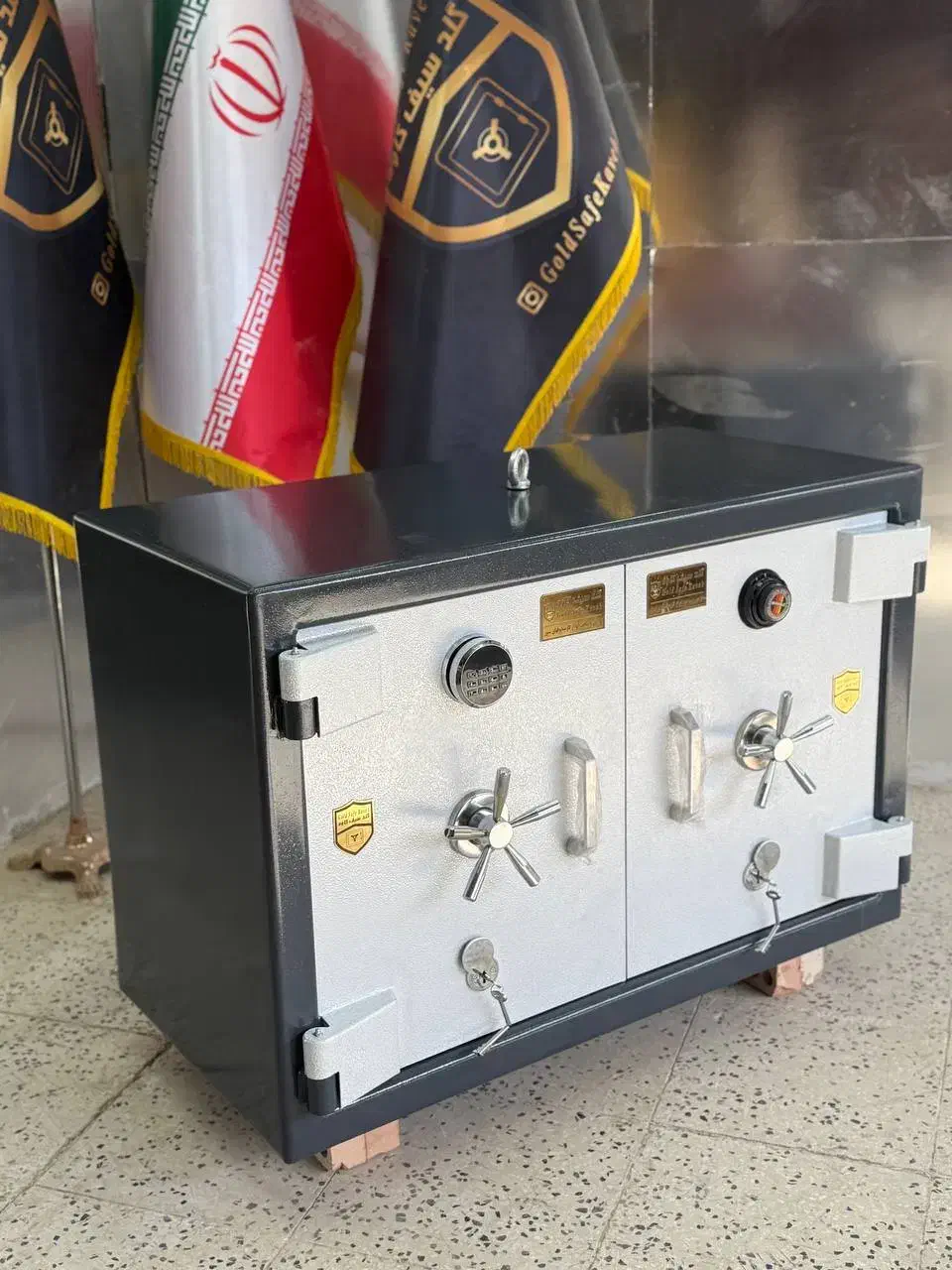 گاوصندوق زیرویترینی مدل 120 با رمز دیجیتال|ابزارآلات|فرخشهر, |دیوار