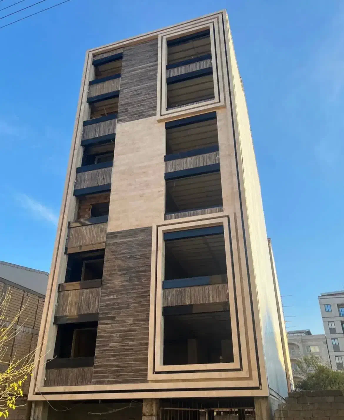 اجرا انواع نما و سنگ کاری ساختمان رومی کلاسیک مدرن|خدمات پیشه و مهارت|آستارا, |دیوار