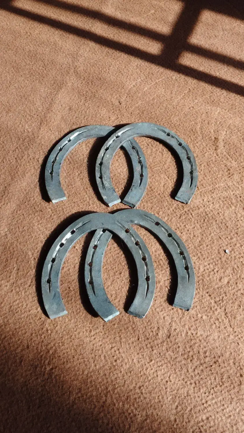 نعل اسب آهنی با کیفیت بالا|اسب و تجهیزات اسبسواری|گنبد کاووس, |دیوار