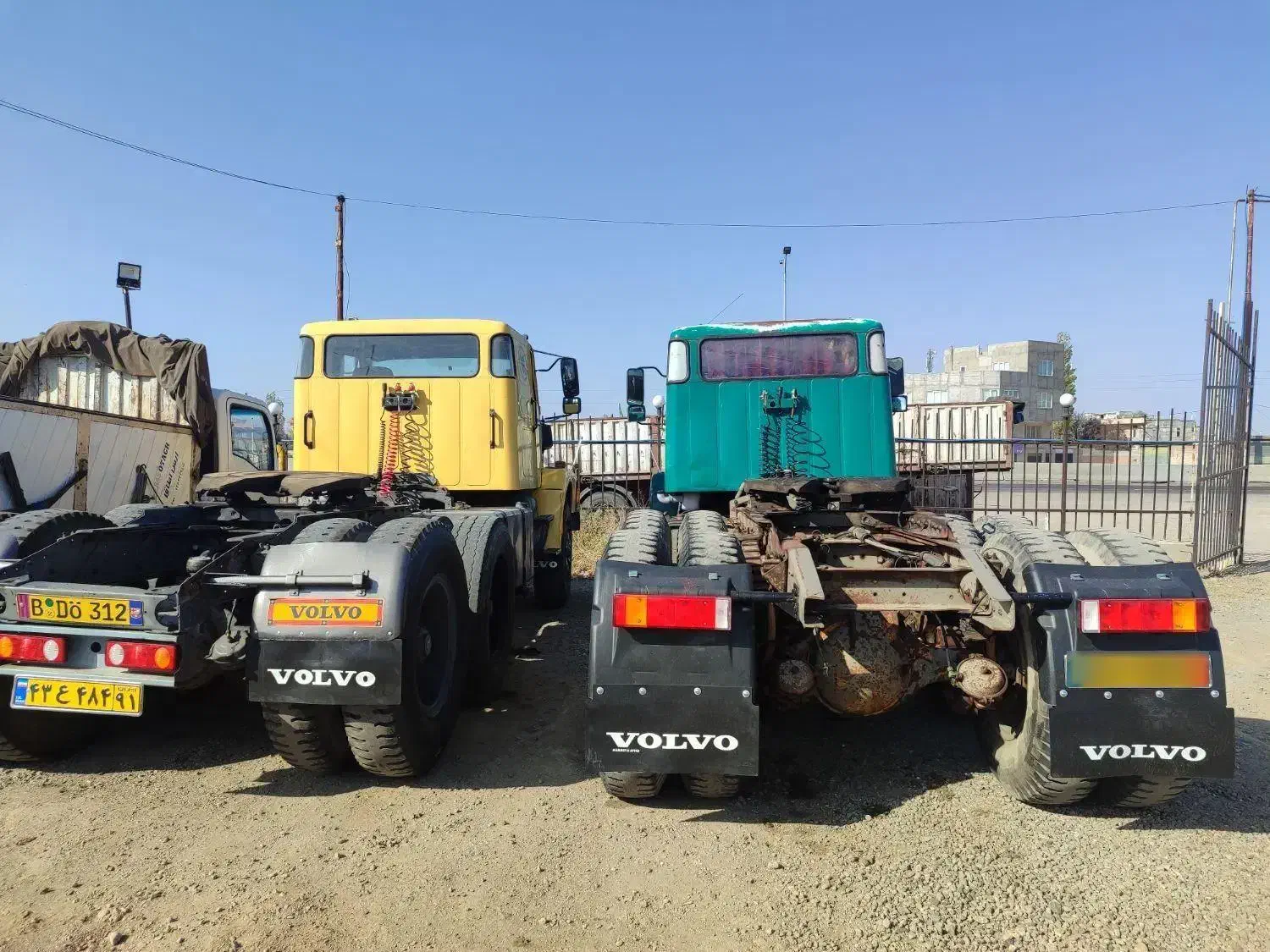 ولوو سبز N10 و زرد N12|خودرو سنگین|اردبیل, |دیوار