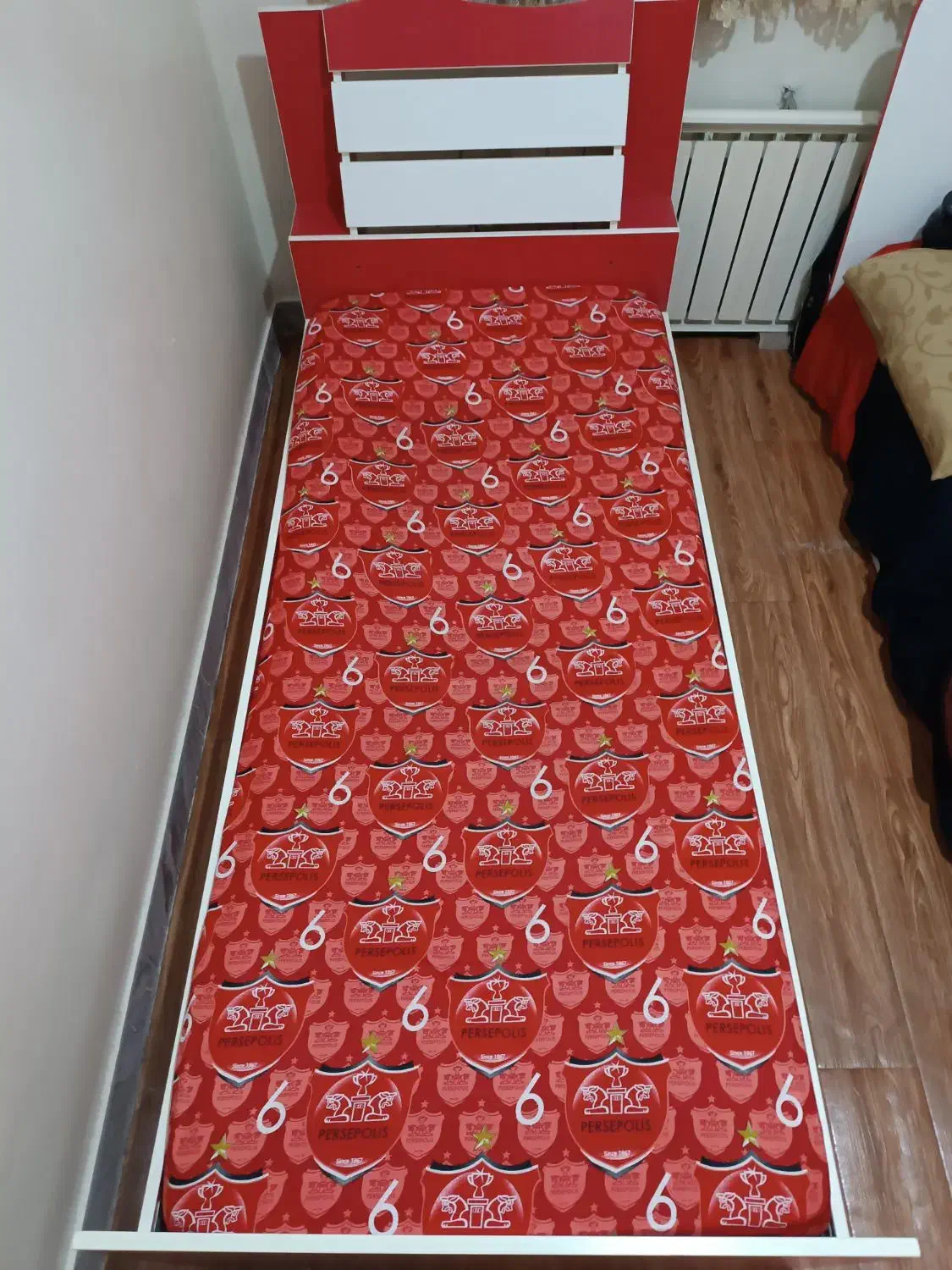 تخت خواب تک نفره با تشک|تخت و سرویس خواب|تهران, باغ فیض|دیوار