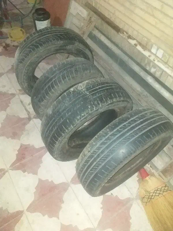 لاستیک ۱۴|قطعات یدکی و لوازم جانبی|شیراز, مسلم|دیوار