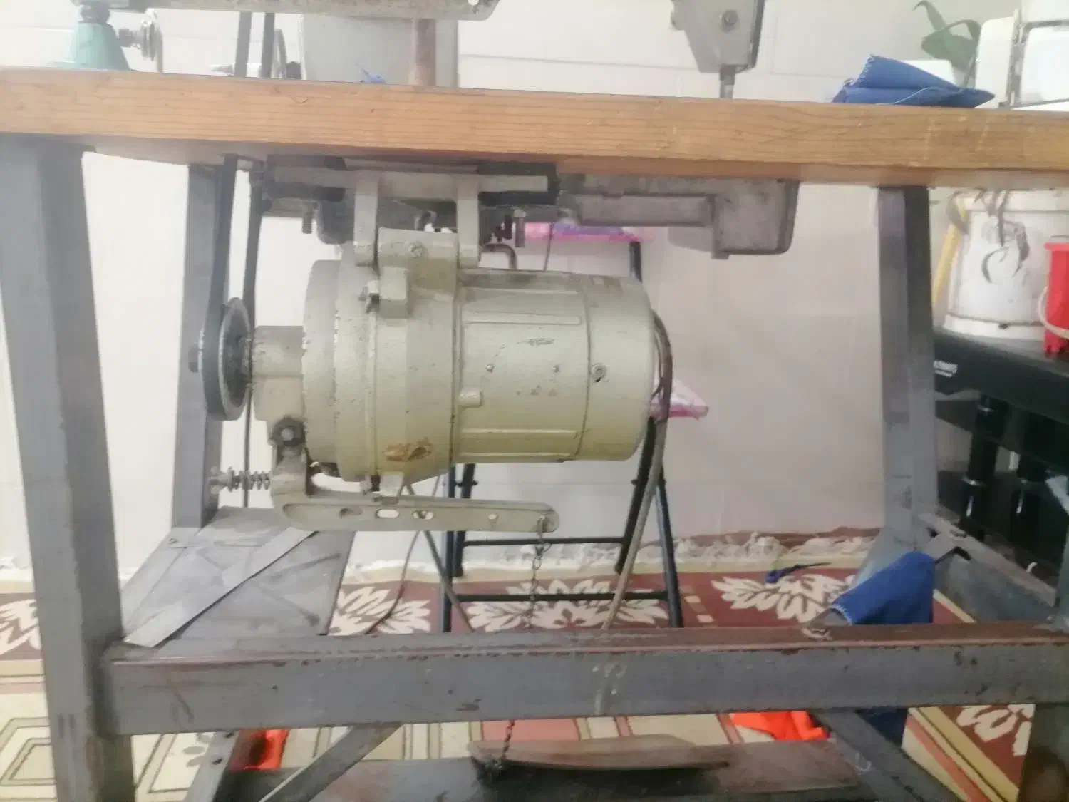 چرخ صنعتی ژوکی|چرخ خیاطی و ریسندگی|یزد, |دیوار