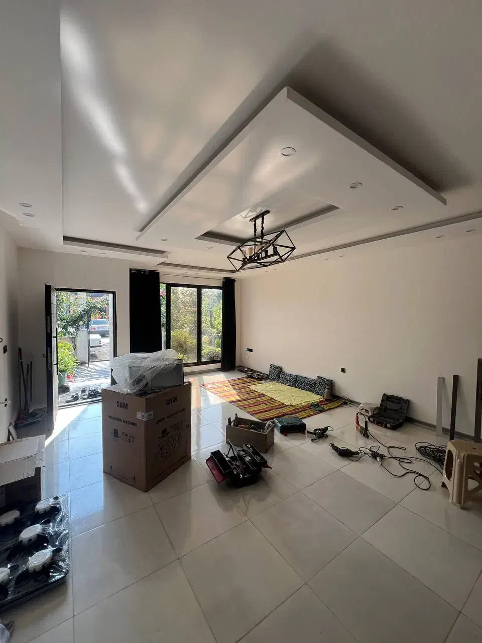 ویلا با حیاط سرسبز و گلکاری شده|فروش خانه و ویلا|چمستان, |دیوار