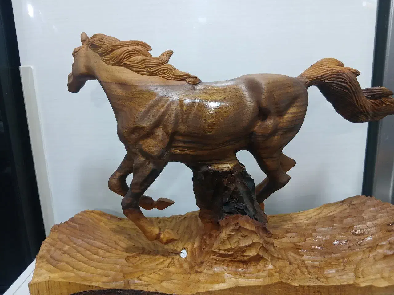 مجسمه ی چوبی اسب|مجسمه، تندیس، ماکت|تهران, نعمت‌آباد|دیوار