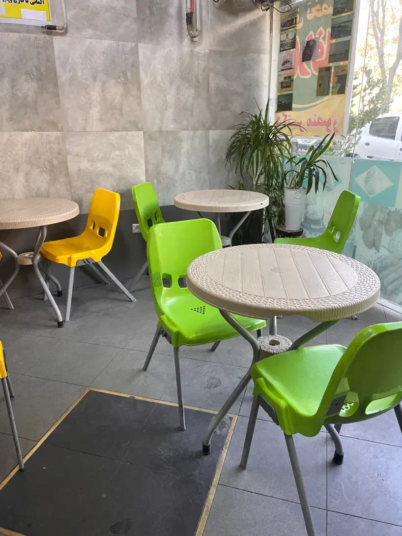میز و صندلی پلاستیکی|کافیشاپ و رستوران|کرج, گوهردشت|دیوار