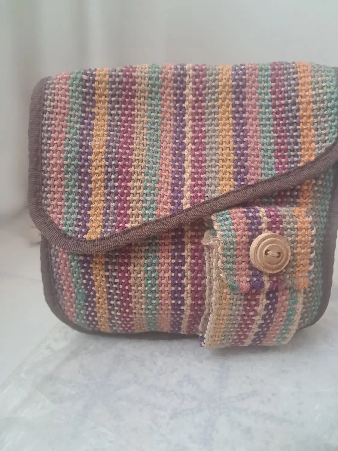 کیف|کیف، کفش، کمربند|نیشابور, دارایی|دیوار