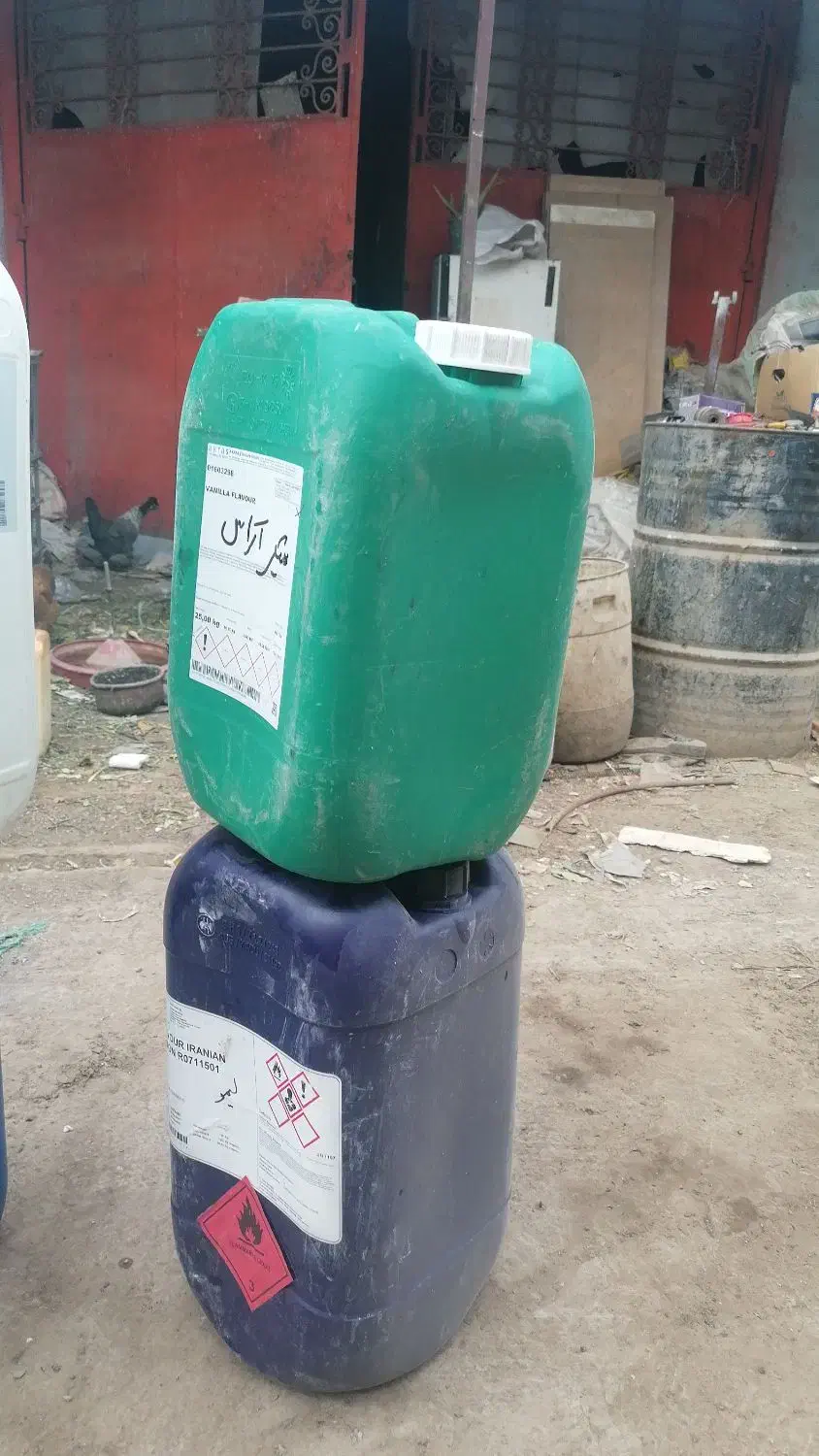 گالن 30لیتری خارجی و20لیتری|فعالیت داوطلبانه|شیراز, شریف‌آباد|دیوار