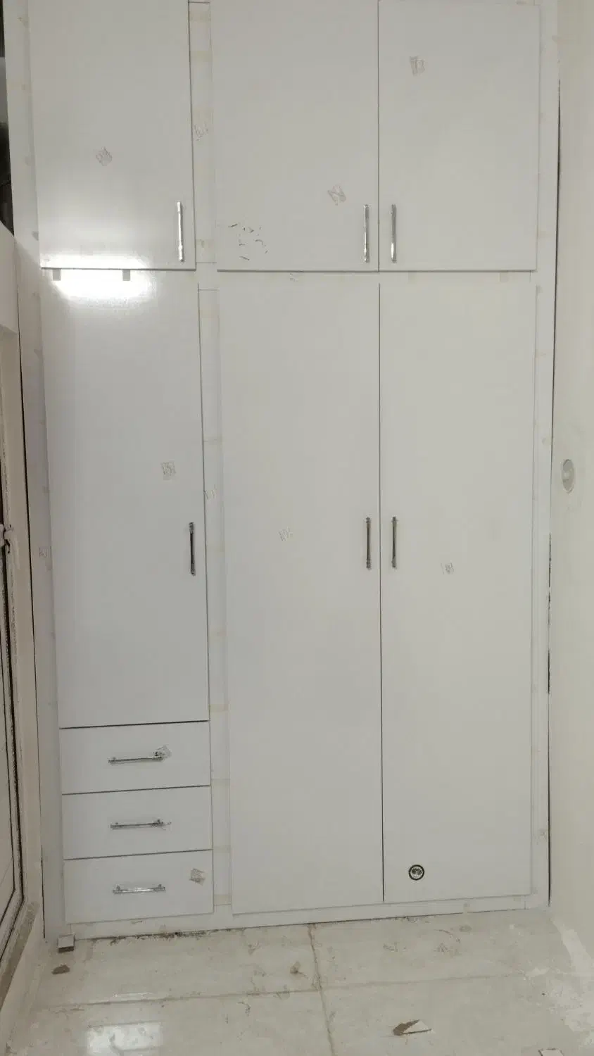 کمد دیواری ۲۰۰در ۲۸۰ فقط ۱۸.۴۰۰|جاکفشی، کمد، دراور|مشهد, هدایت|دیوار