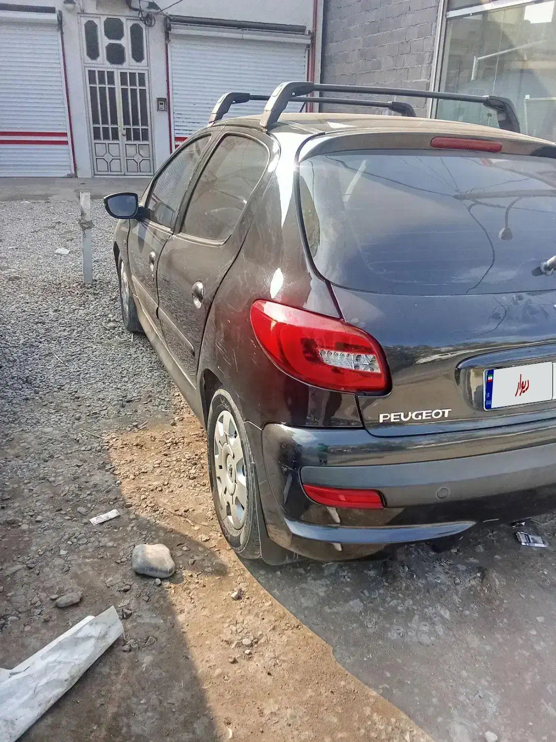 ۲۰۷مشکی مدل ۹۶|خودرو سواری و وانت|رشت, کوی حسینی|دیوار