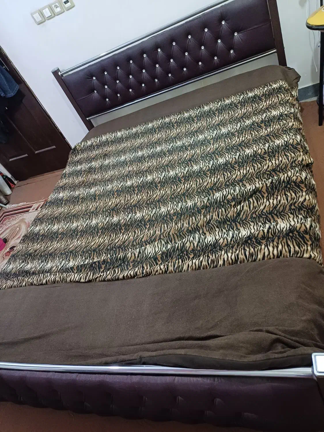 تخت خواب دو نفره|تخت و سرویس خواب|دزفول, |دیوار