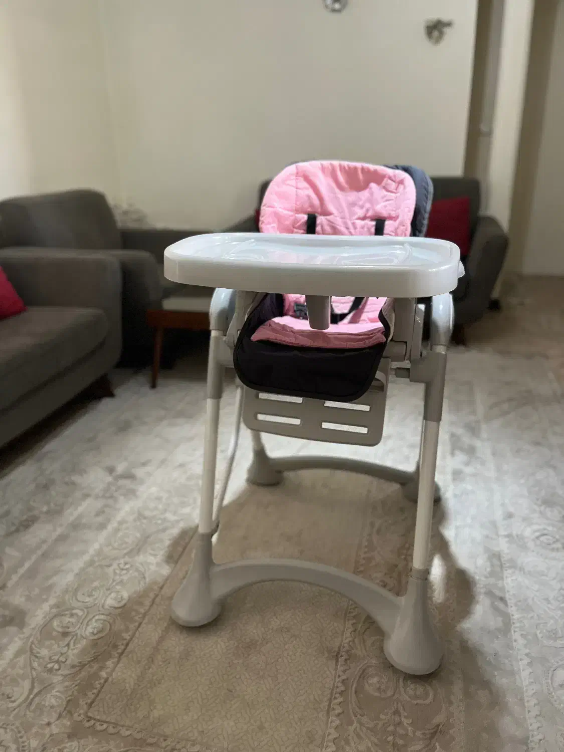 صندلی غذا آلمانی|تخت و صندلی بچه|تهران, تهرانپارس جنوبی|دیوار