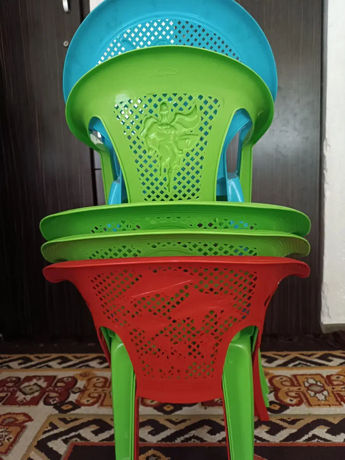 صندلی کودک سایز دو و سه|اسباب و اثاث بچه|بندرعباس, |دیوار