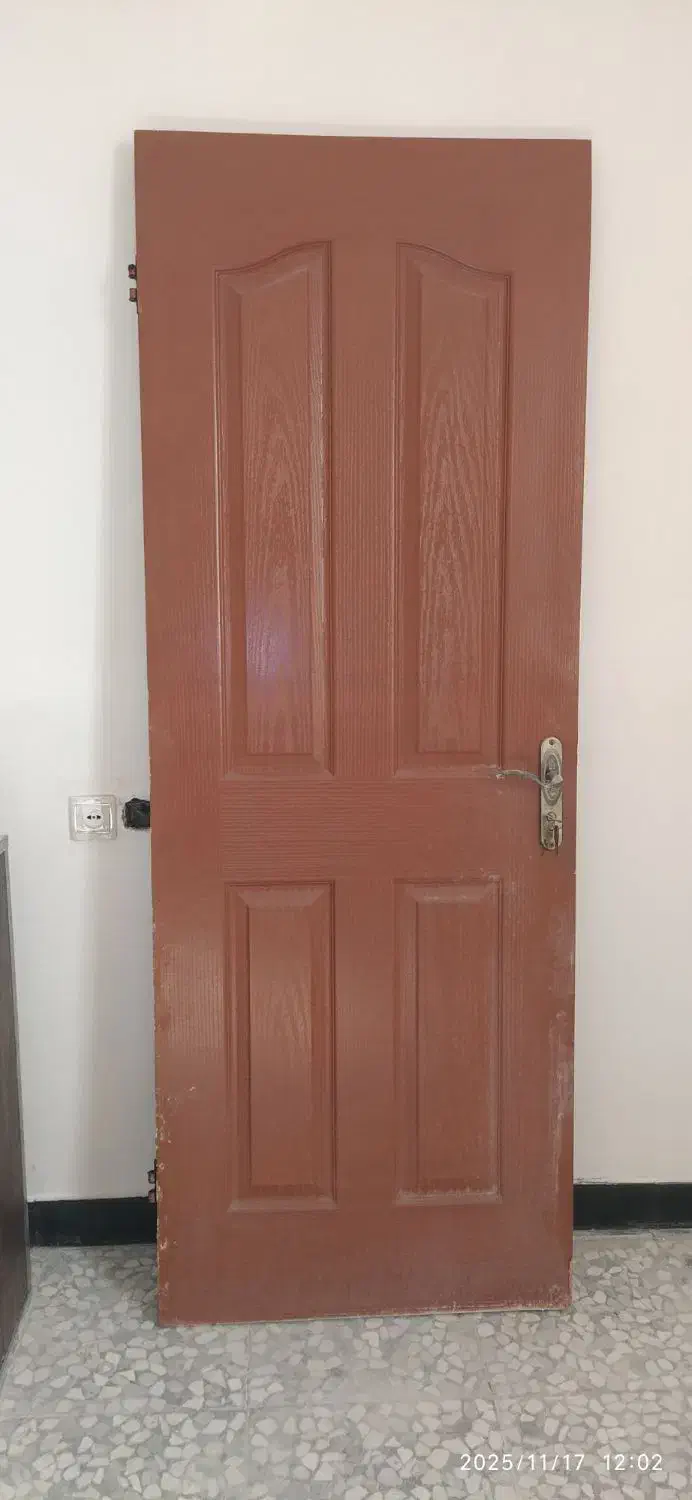 ۲ عدد در چوبی حال و اپارتمانی|مصالح و تجهیزات ساختمان|دوگنبدان, |دیوار