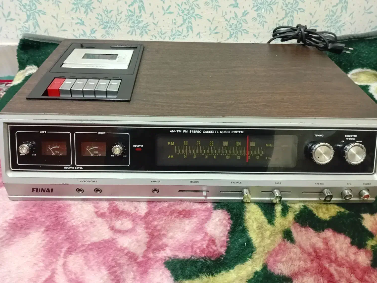 استریو دک تمیز بدون باند|کلکسیون اشیاء عتیقه|نکا, |دیوار