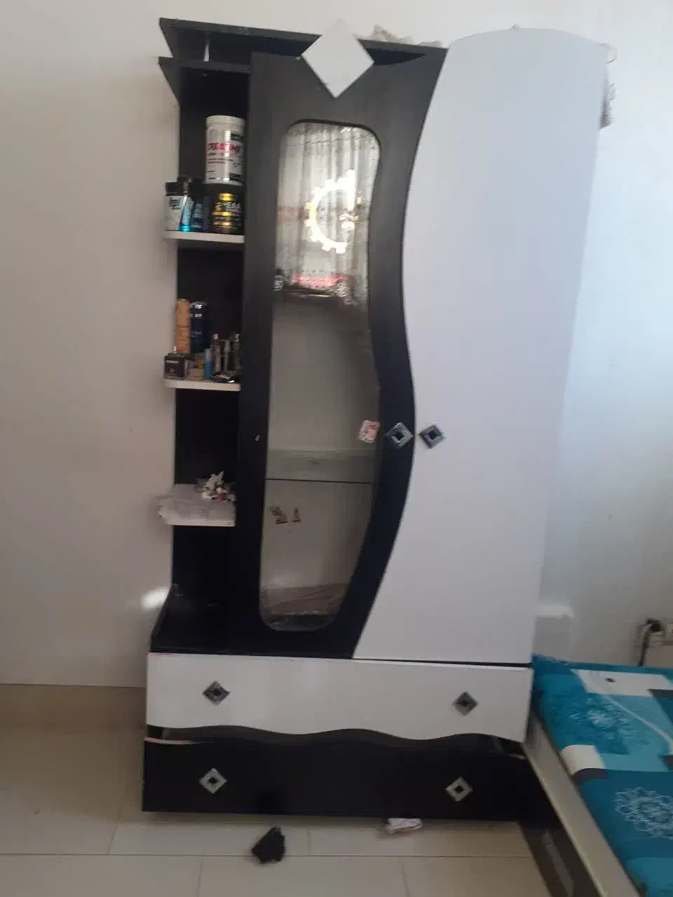 کمد نوجوان|جاکفشی، کمد، دراور|کاشمر, |دیوار