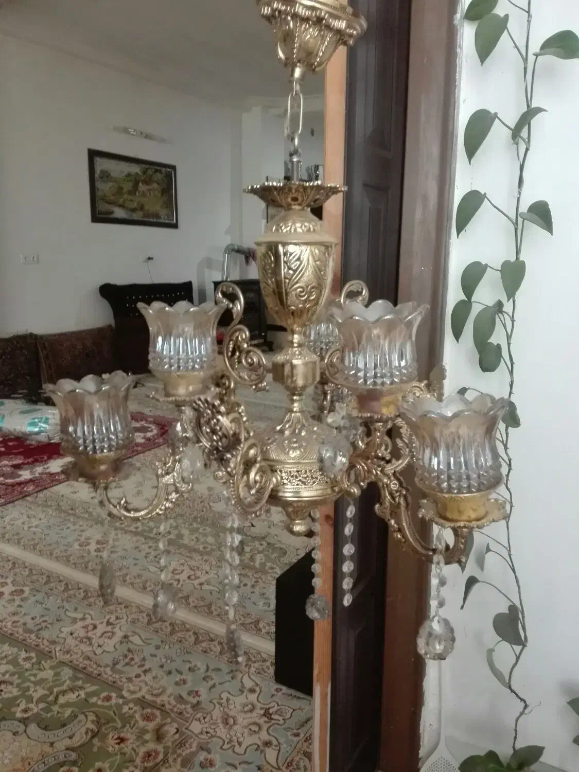 لوستر|لوستر و چراغ آویز|گلبهار, نوبهار|دیوار