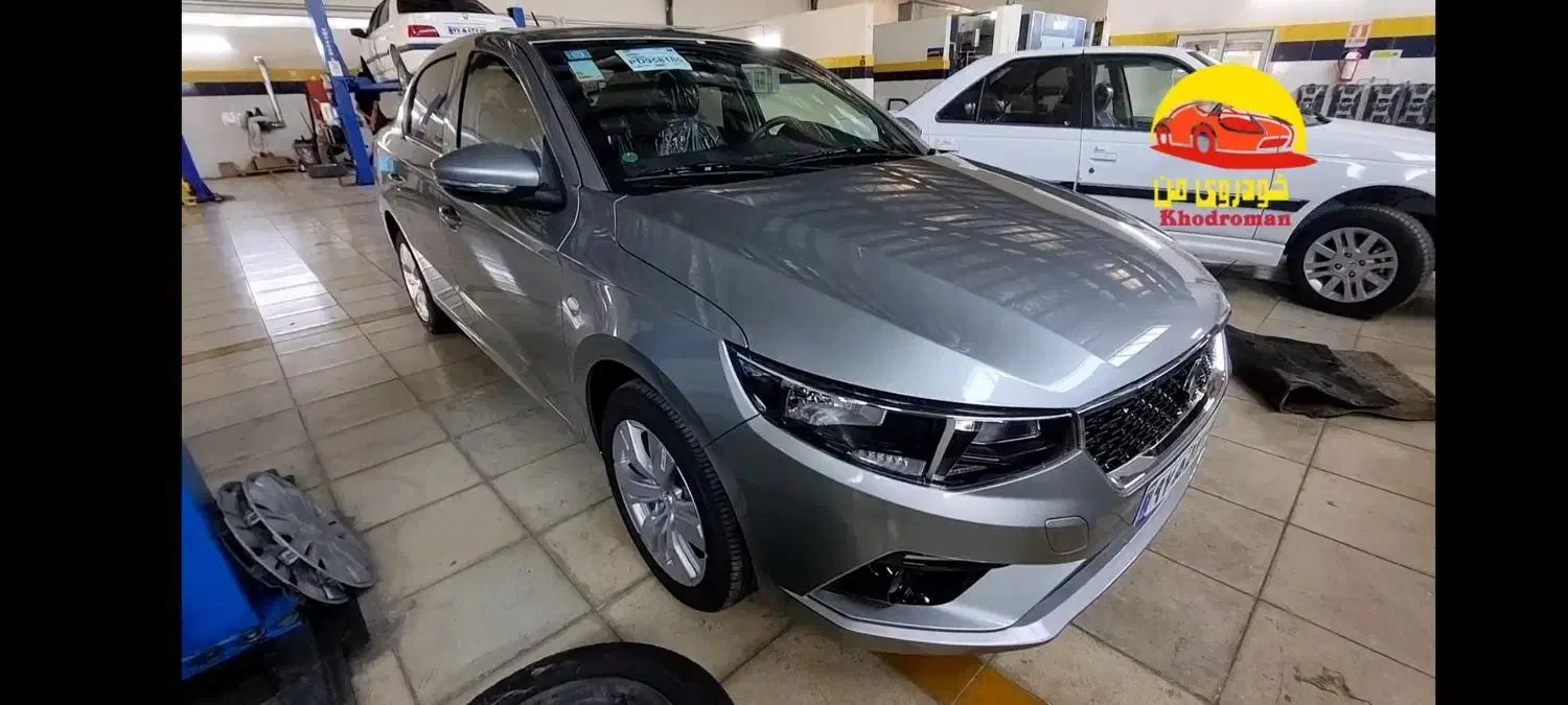 تارا اتومات صفر رنگ تیتانیوم داخل نمایندگی|خودرو سواری و وانت|مشهد, شهید بهشتی|دیوار