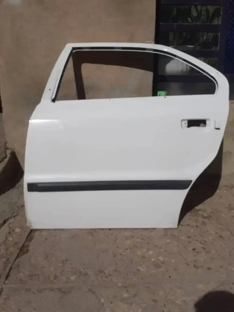 درب سمند سالم|قطعات یدکی و لوازم جانبی|شیراز, گویم|دیوار