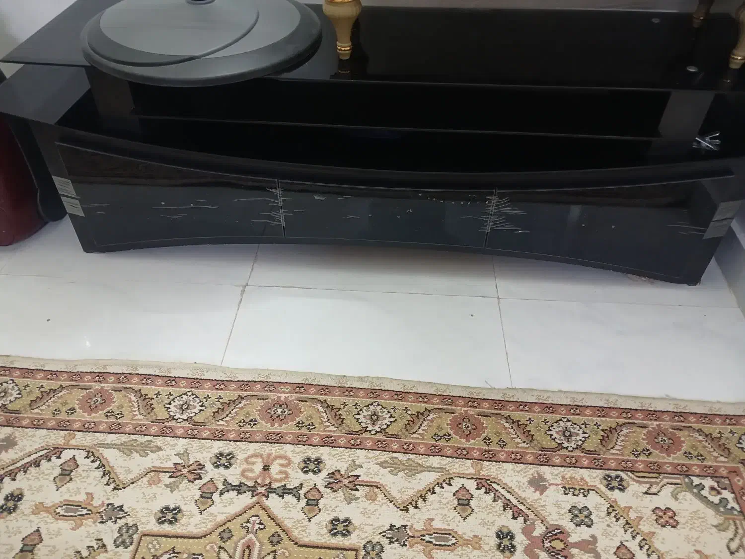 میزز تلویزیون صحیح وسالم|میز تلویزیون|مشهد, حضرت حجت|دیوار