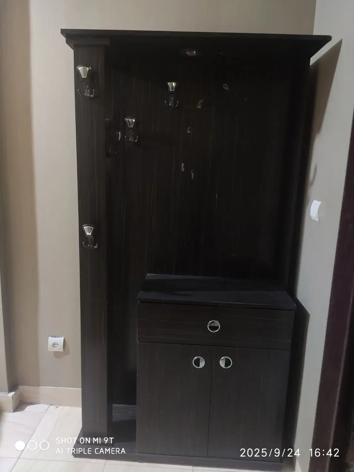 جاکفشی|جاکفشی، کمد، دراور|بندرعباس, |دیوار