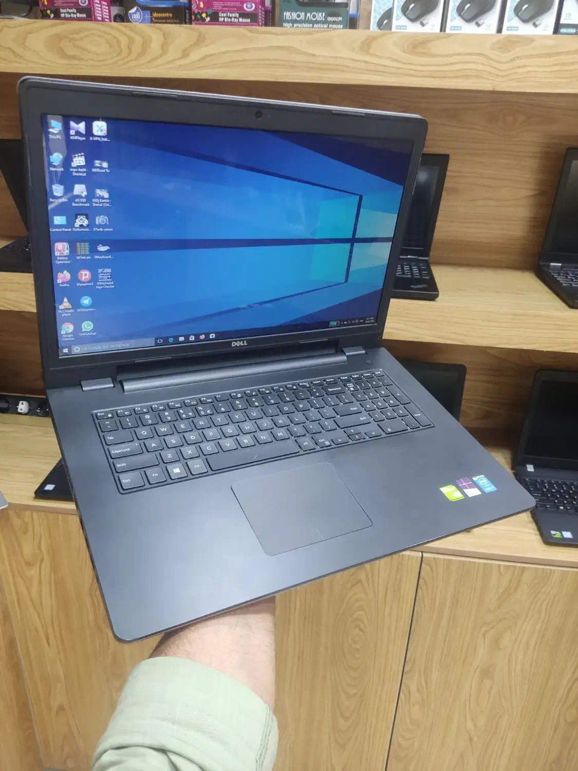17اینچDell 5748 i7گرافیکدار گیم/طراحی/رندر/ترید|رایانه همراه|تهران, استخر|دیوار