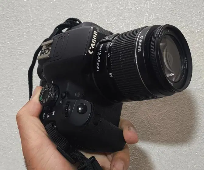 700D canon|دوربین عکاسی و فیلم‌برداری|اراک, |دیوار