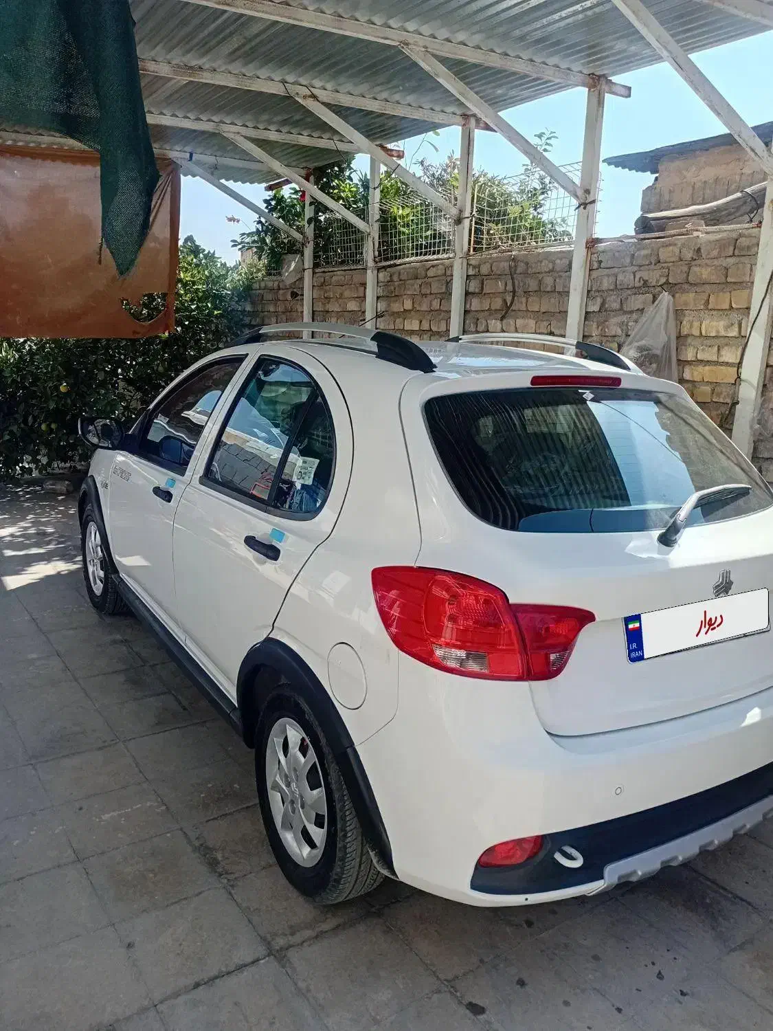 کوئیک اس ۱۴۰۲ سفید|خودرو سواری و وانت|فیروزآباد (فارس), |دیوار