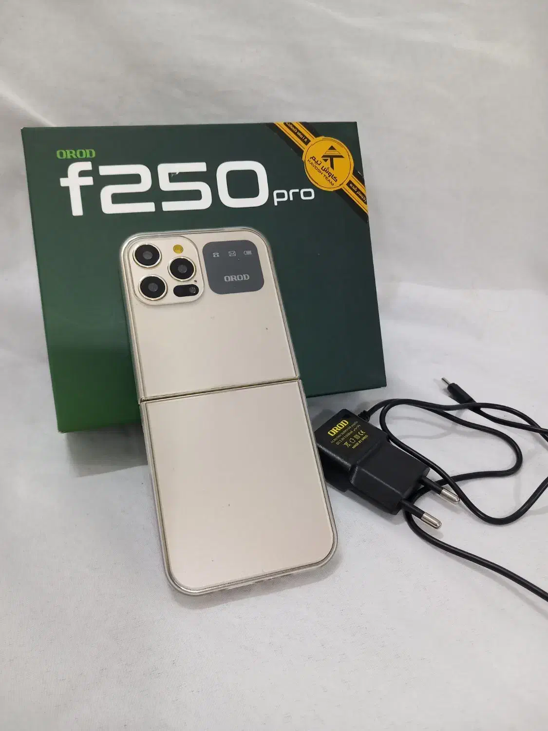 گوشی تاشو|موبایل|هشتگرد, شهرک ولیعصر (مصلی)|دیوار