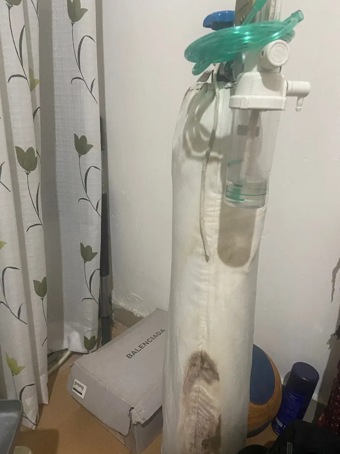 کپسول اکسیژن|پزشکی|گرگان, |دیوار