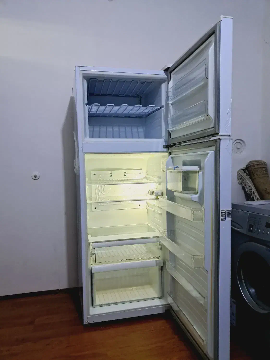 یخچال فریزر ۲۴ فوت وست پوینت مناسب جهیزیه|یخچال و فریزر|مشهد, چهارچشمه|دیوار