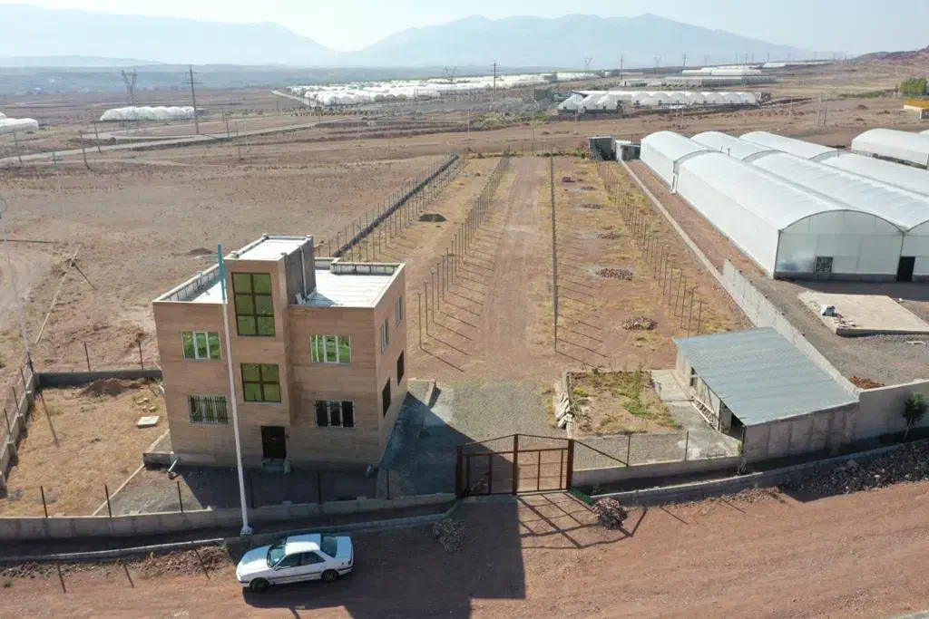 فروش گلخانه در جلفا|فروش خانه و ویلا|جلفا, |دیوار