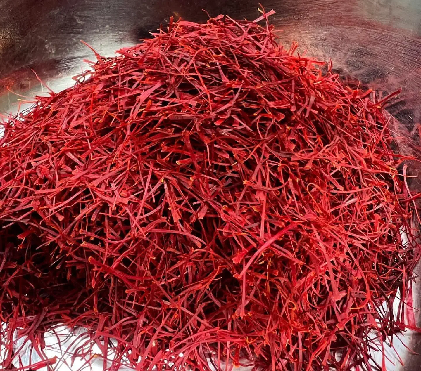 زعفران اعلا طبیعی خشک شده بدون آب زدن|خوردنی و آشامیدنی|سرایان, |دیوار