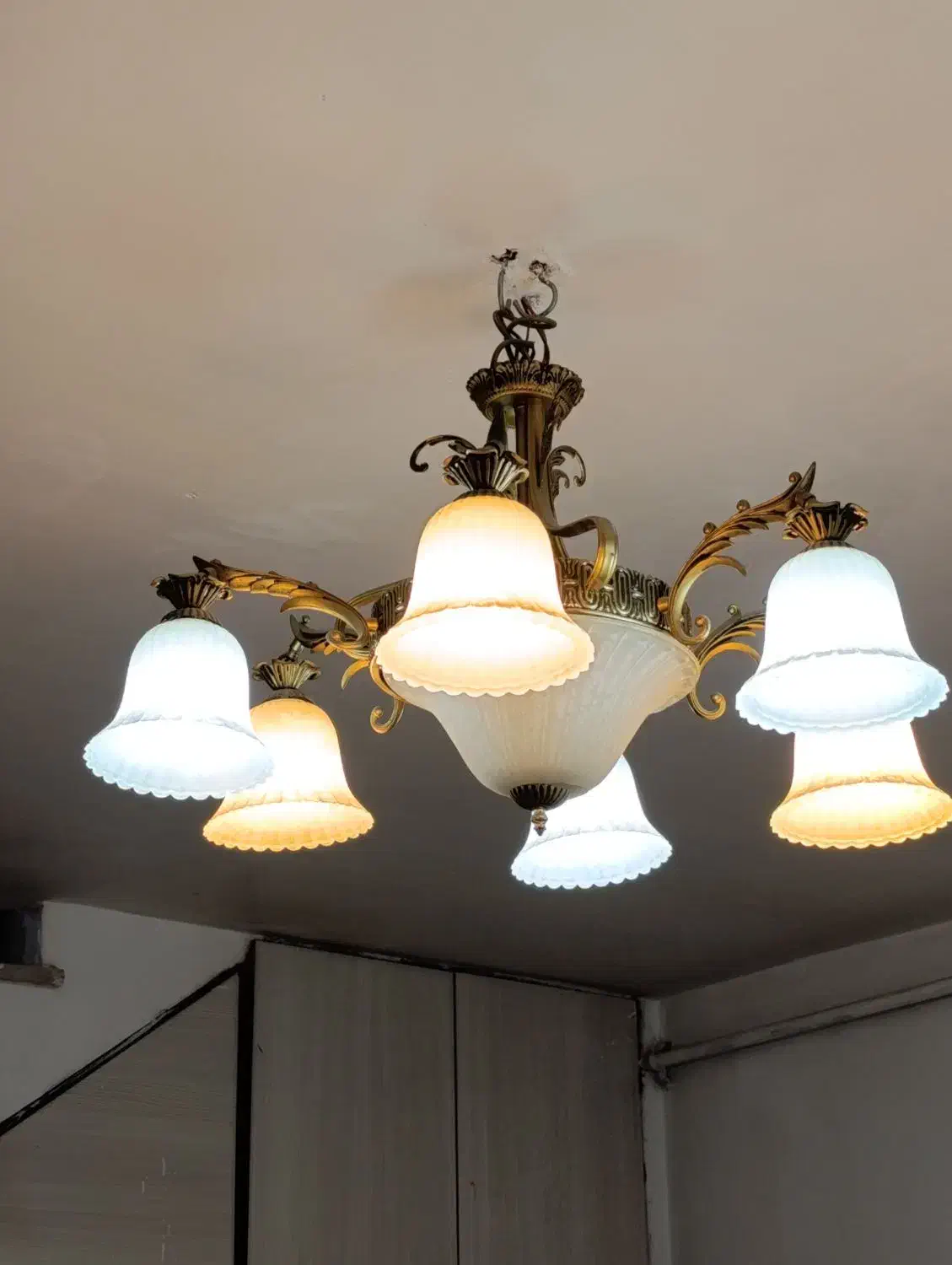 2عدد لوستر|لوستر و چراغ آویز|سبزوار, هویزه|دیوار