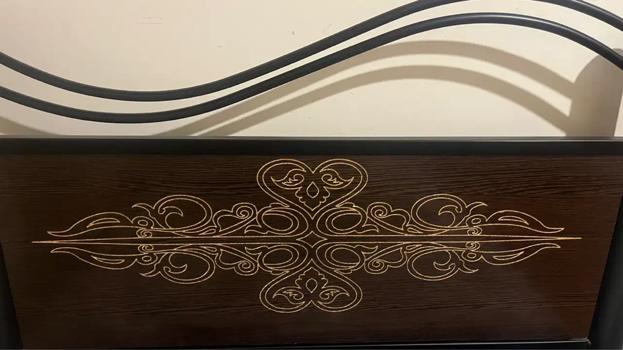 تخت خواب تک نفره فرفوژه و‌چوب|تخت و سرویس خواب|اصفهان, ملک‌شهر|دیوار