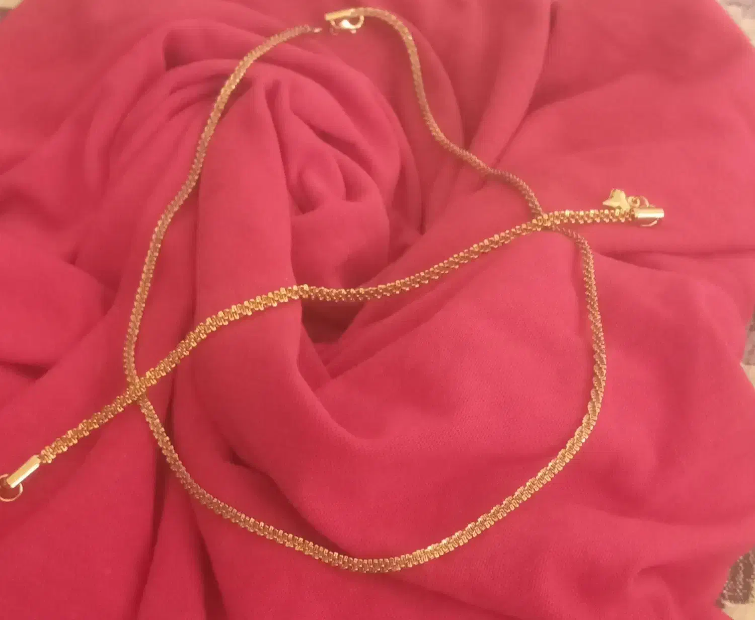 گردنبند و دستبند ست در دو مدل شیک و زیبا|بدلیجات|قزوین, |دیوار