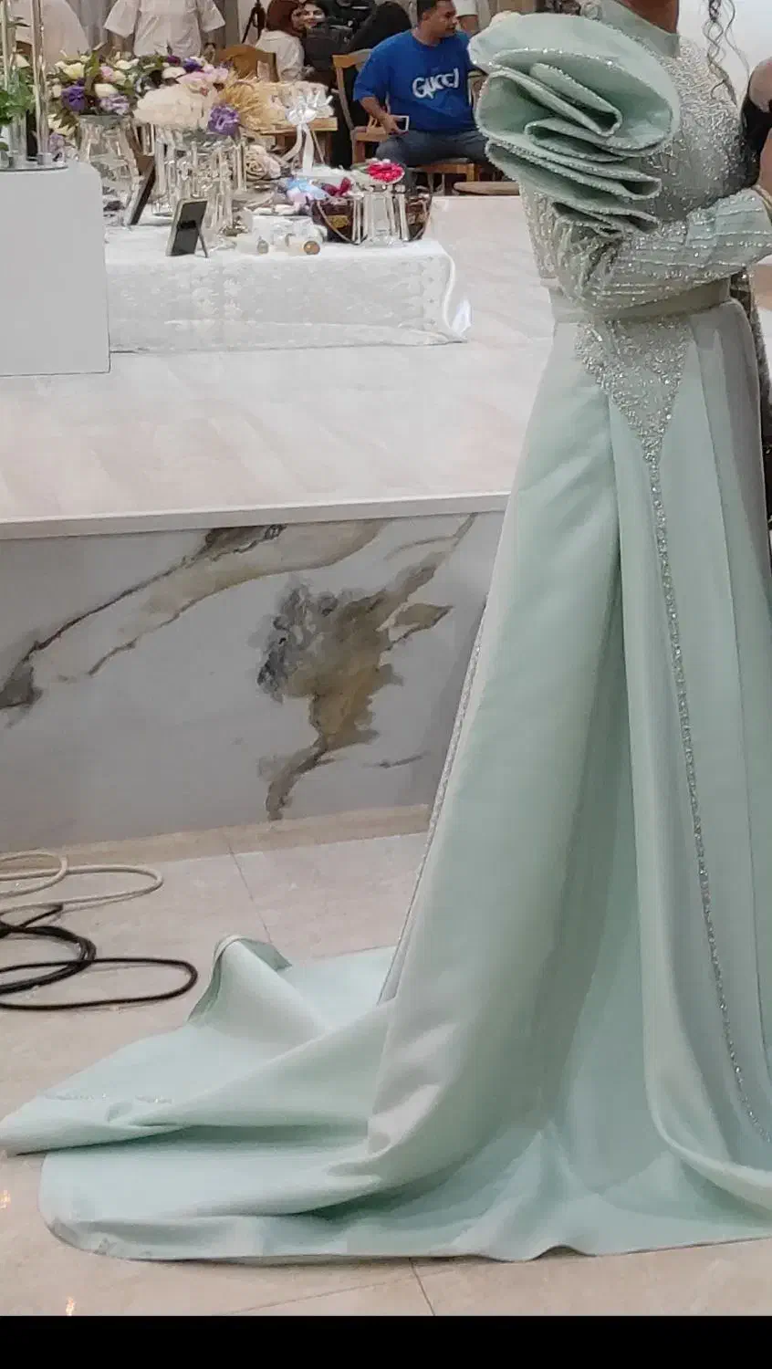 لباس مجلسی|لباس|لاهیجان, شیشه گران|دیوار