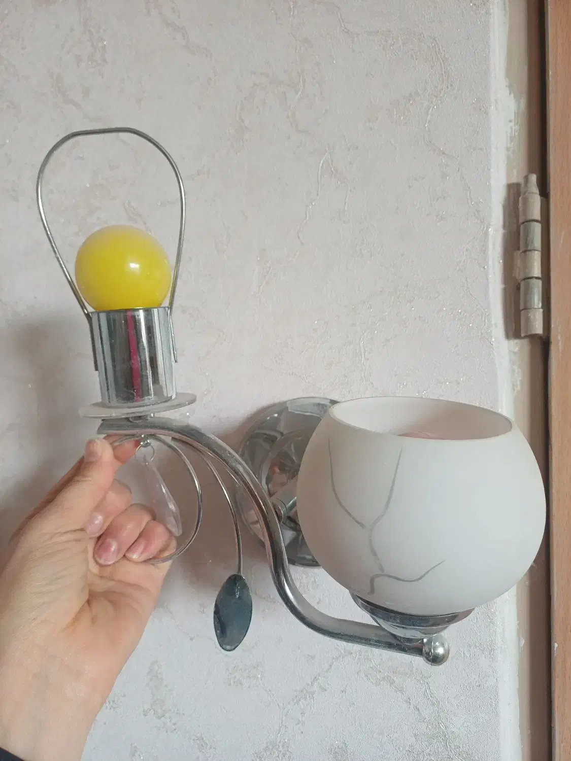 چراغ خواب دیواری|چراغ خواب و آباژور|اصفهان, جنیران (لادان)|دیوار