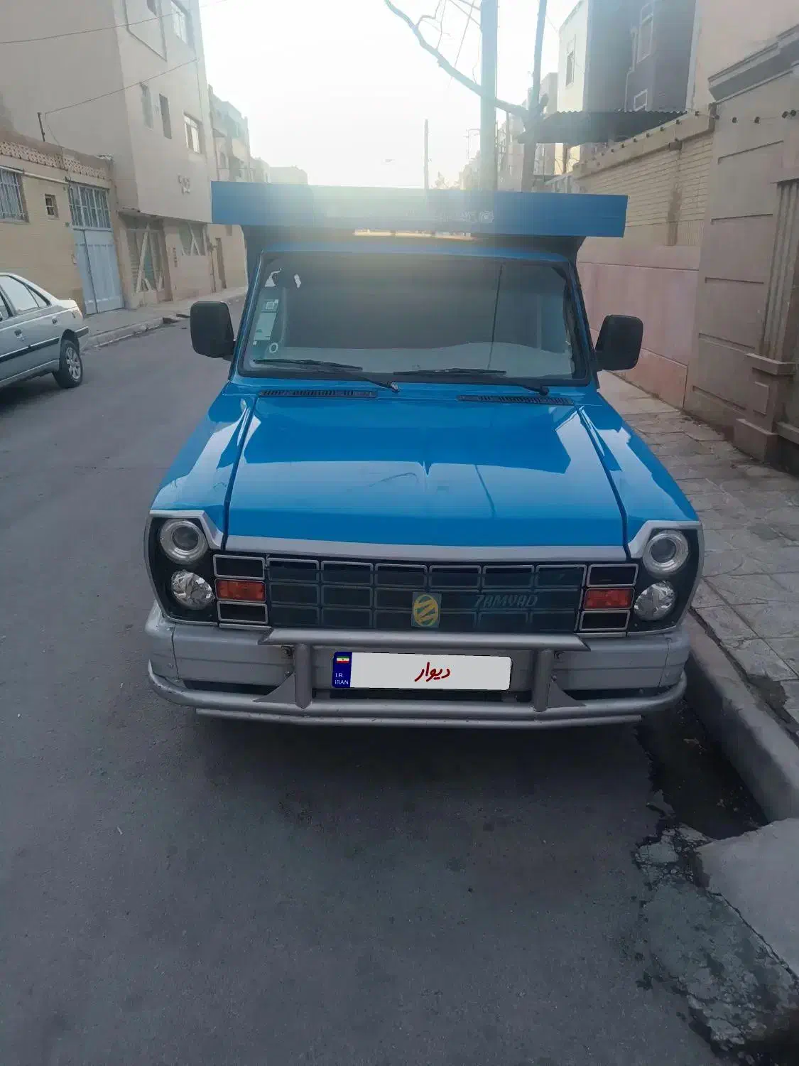 نیسان|خودرو سواری و وانت|بروجن, |دیوار