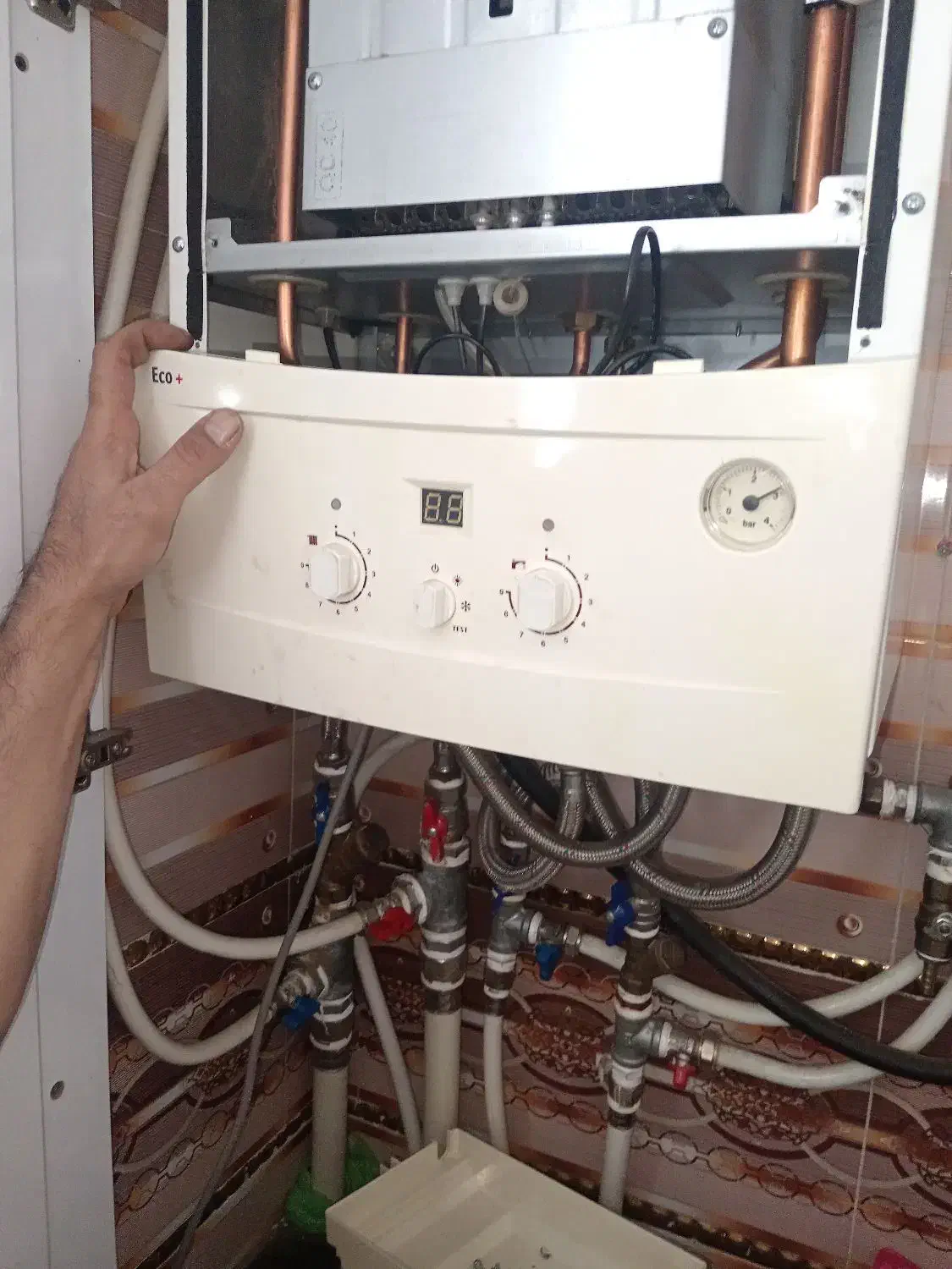 تعمیرکار و تعمیرات پکیج و ابگرمکن لباسشویی|خدمات پیشه و مهارت|سنندج, |دیوار