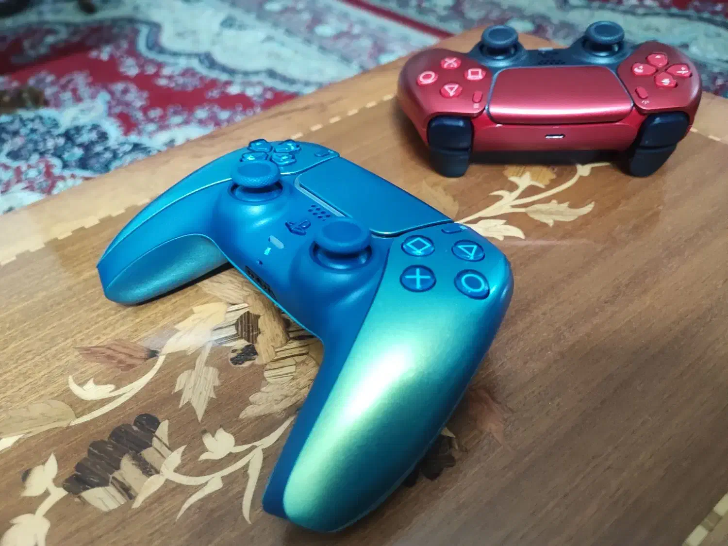 فروش دسته قرمز متالیک اصلی در حد آکبند،با تست دسته|کنسول، بازی ویدئویی و آنلاین|شیراز, تاچارا|دیوار