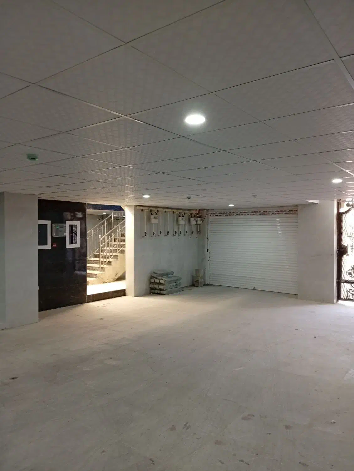 واحد آپارتمان نوساز سه خواب مرکز شهر|فروش آپارتمان|جم, |دیوار