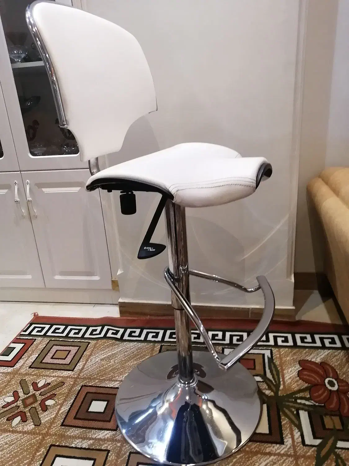 صندلی اُپن سیلا|صندلی و نیمکت|پرند, فاز ۴|دیوار