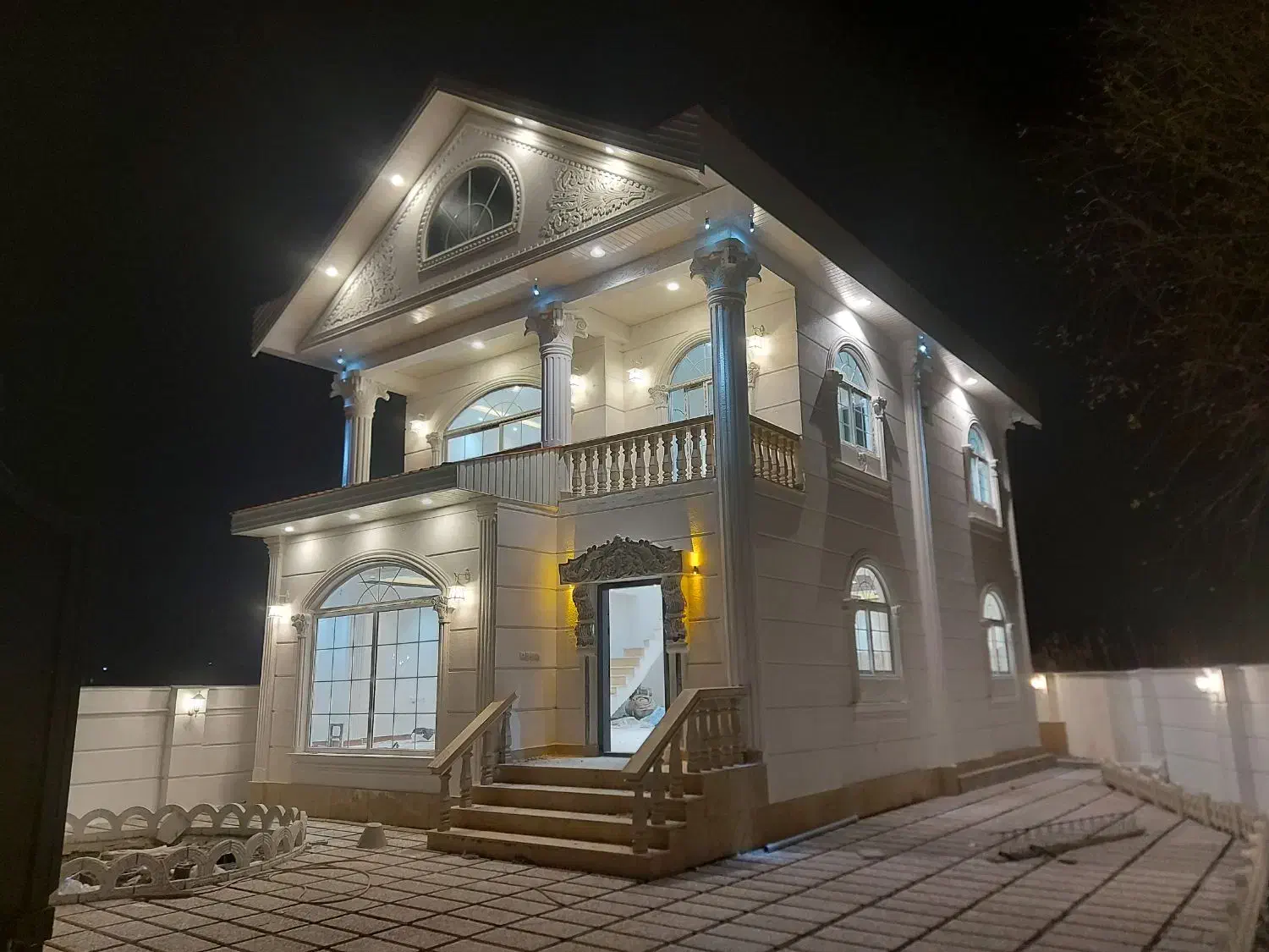 برق کار ساختمان|خدمات پیشه و مهارت|خشکبیجار, |دیوار