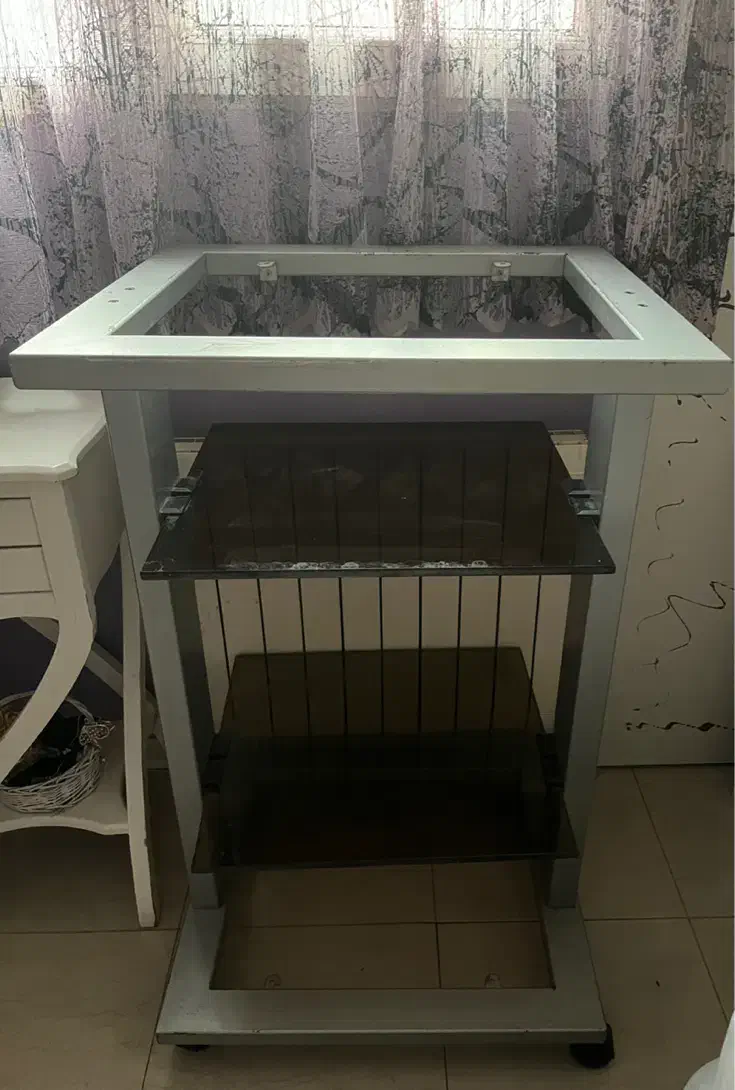 میز|میز تلویزیون|تهران, هروی|دیوار