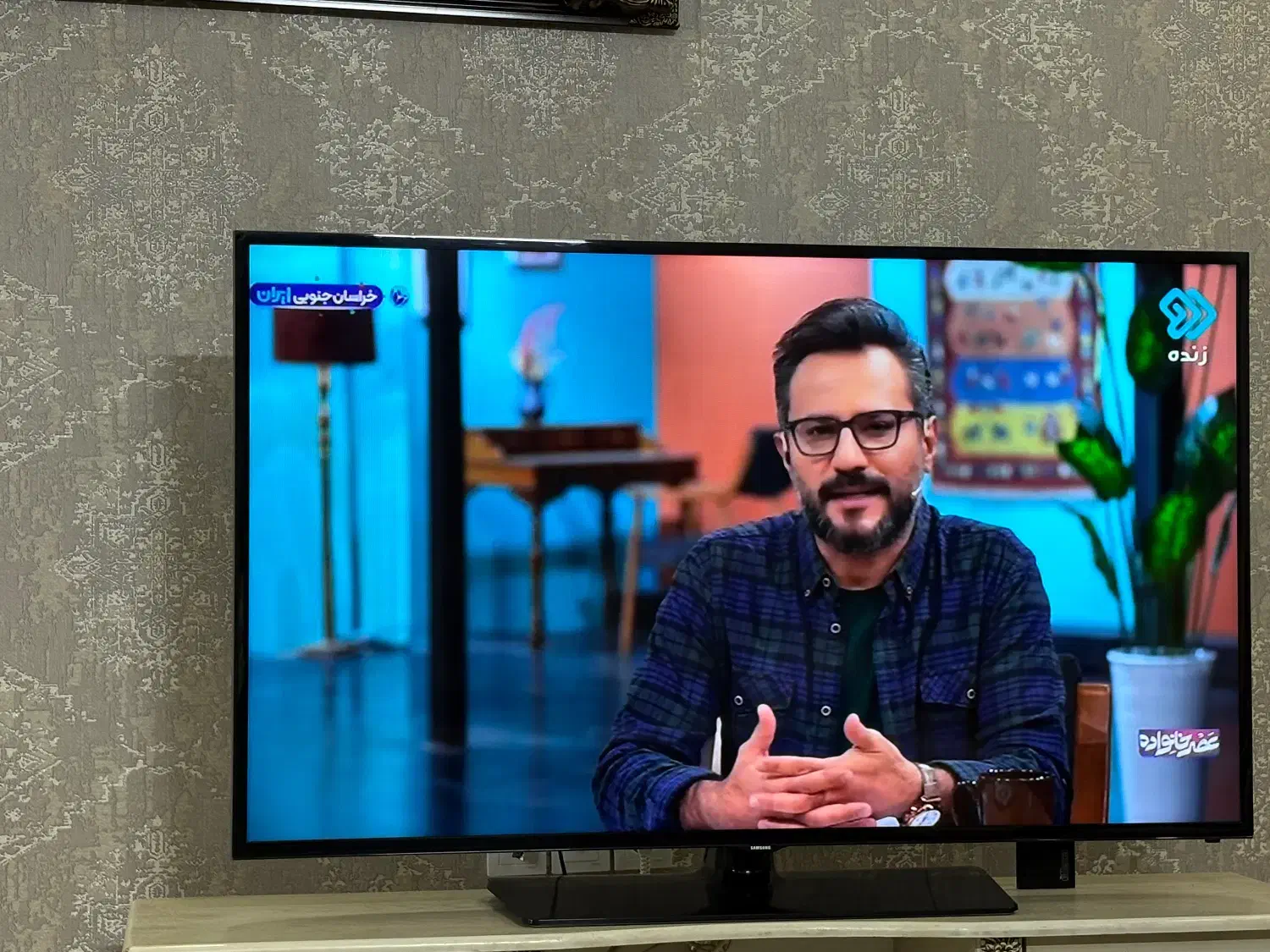 تی وی سامسونگ ۵۸اینچ هوشمند|تلویزیون و پروژکتور|مشهد, عامل|دیوار
